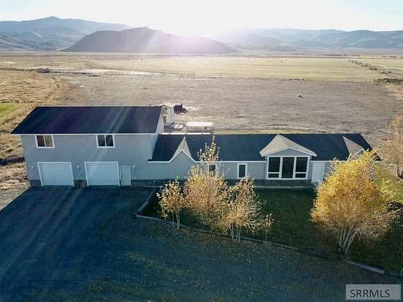 6.5 Acres of Residential Land with Home for Sale in Mackay, Idaho