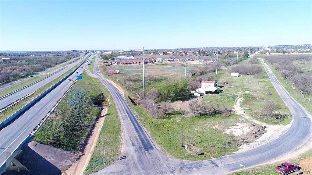 9 Acres of Commercial Land for Sale in Sweetwater, Texas