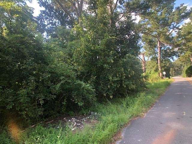 0.3 Acres of Residential Land for Sale in Cairo, Georgia