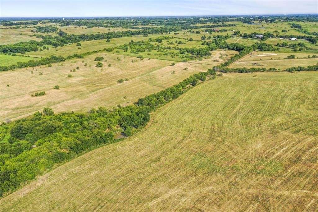 144 Acres of Agricultural Land for Sale in Palmer, Texas