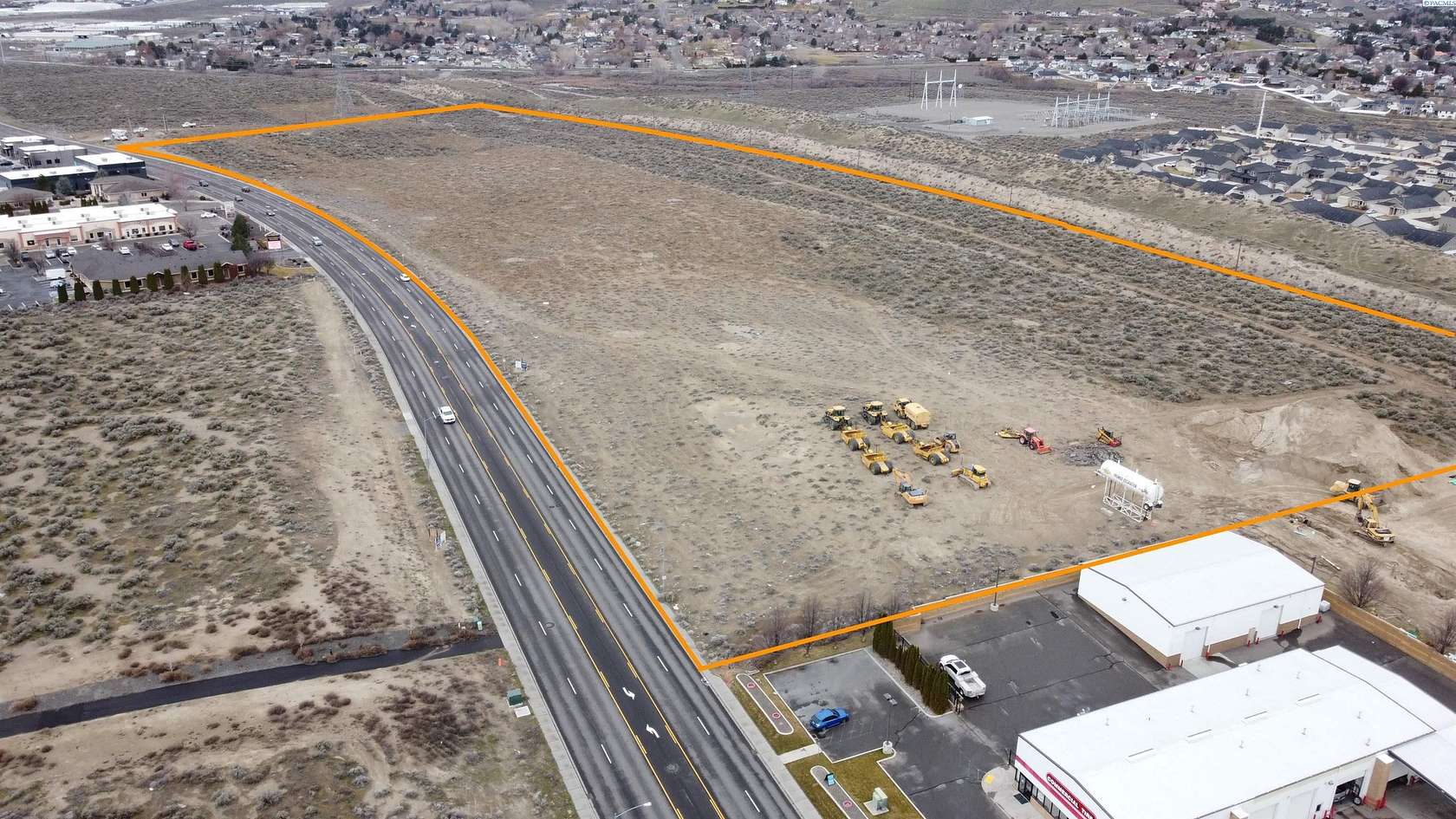 24.6 Acres of Mixed-Use Land for Sale in Kennewick, Washington
