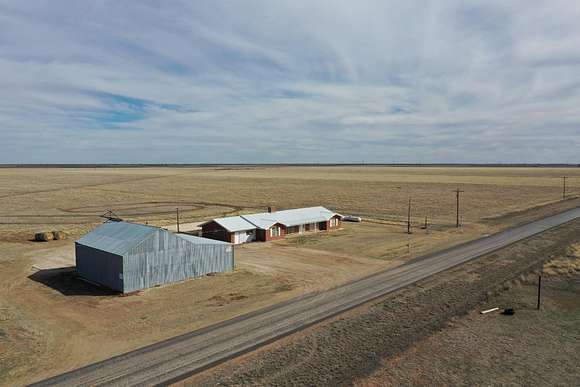5 Acres of Residential Land with Home for Sale in Tulia, Texas