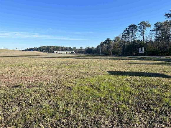 5.5 Acres of Improved Commercial Land for Sale in Pine Bluff, Arkansas