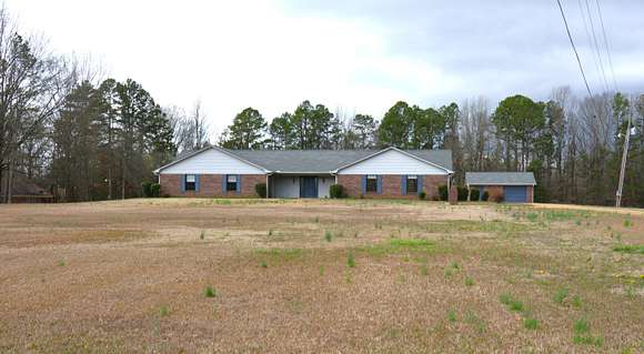 3.3 Acres of Residential Land with Home for Sale in Pontotoc, Mississippi