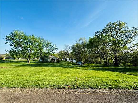 0.52 Acres of Residential Land for Sale in Gallatin, Missouri