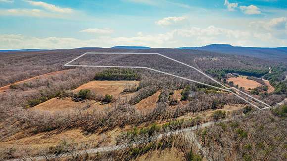 124 Acres of Recreational Land & Farm for Sale in Crab Orchard, Tennessee