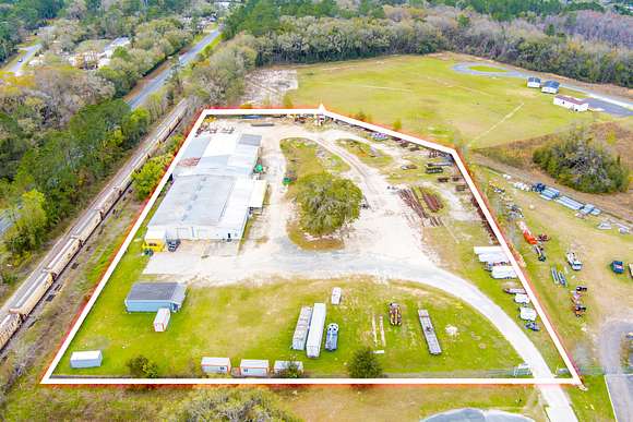 5.2 Acres of Land for Sale in Live Oak, Florida