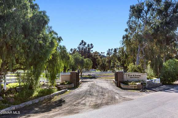 20.1 Acres of Agricultural Land with Home for Sale in Moorpark, California