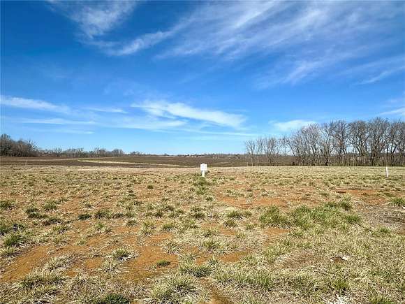 0.38 Acres of Residential Land for Sale in Waterloo, Illinois