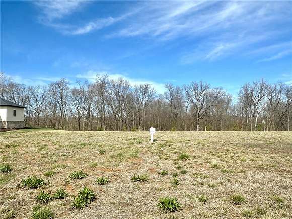 0.49 Acres of Residential Land for Sale in Waterloo, Illinois
