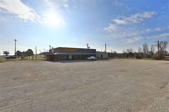 3.5 Acres of Improved Commercial Land for Sale in Clyde, Texas