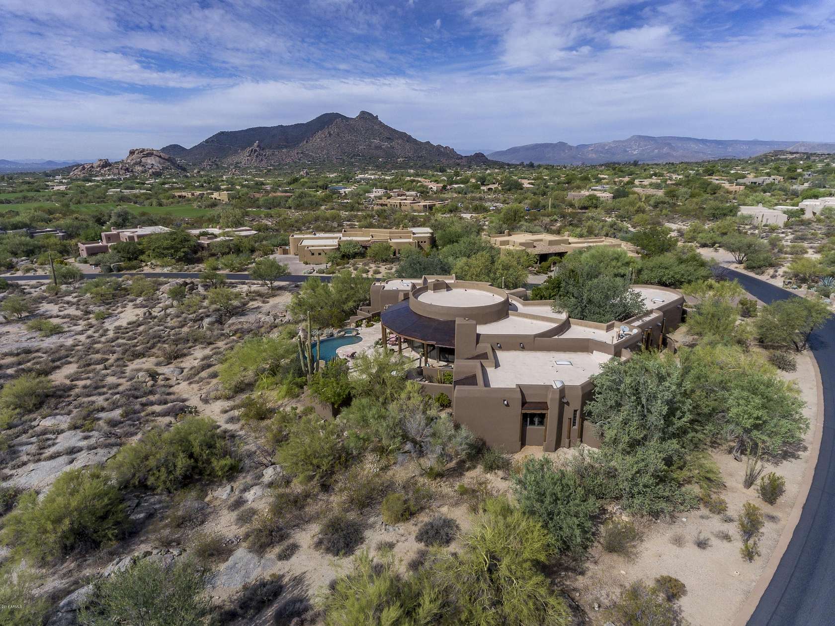 2.5 Acres of Residential Land with Home for Sale in Scottsdale, Arizona
