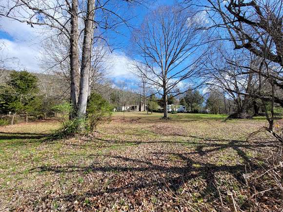 2 Acres of Residential Land with Home for Sale in Chattanooga, Tennessee