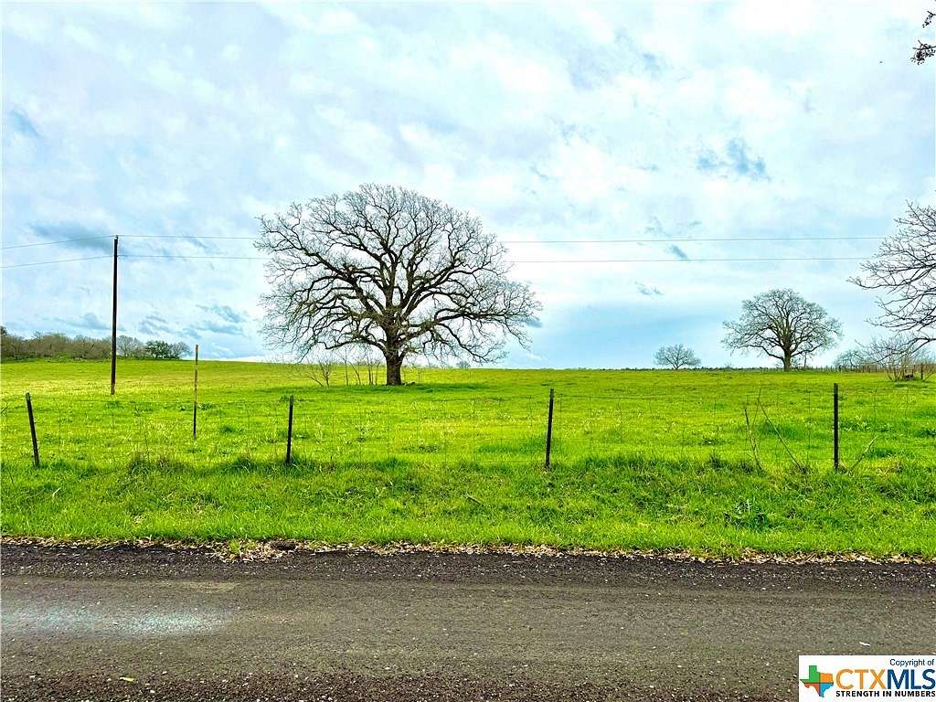 3.35 Acres of Residential Land for Sale in Luling, Texas