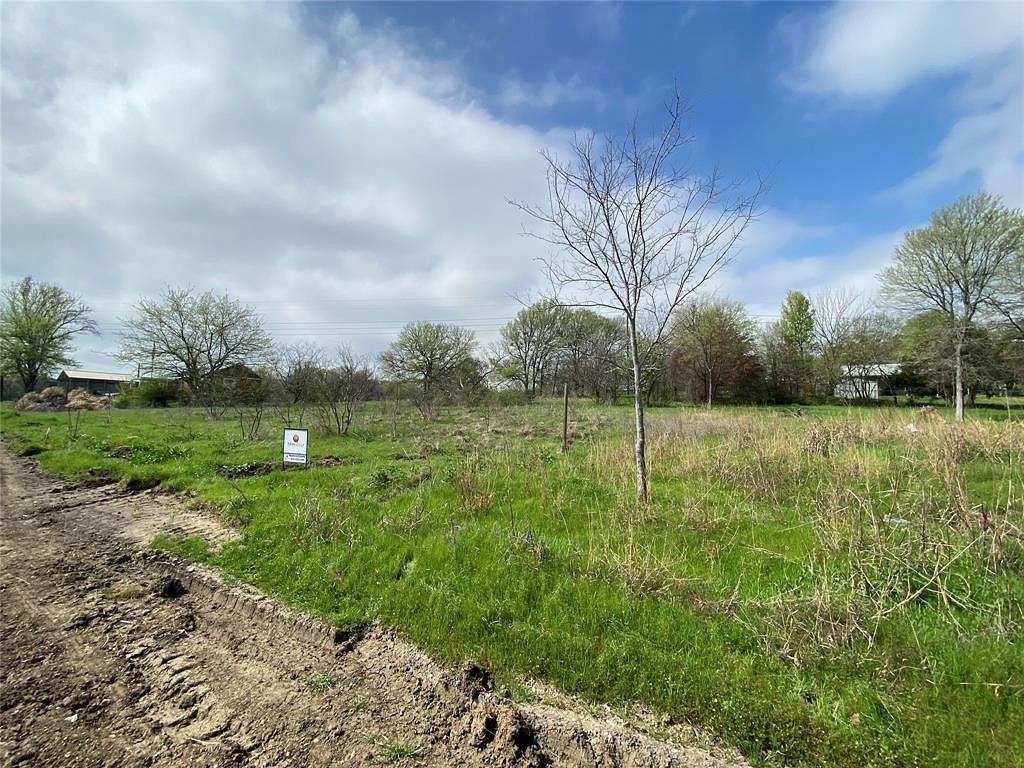 0.18 Acres of Land for Sale in Kemp, Texas