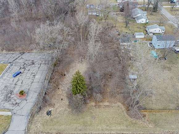 0.82 Acres of Mixed-Use Land for Sale in Romulus, Michigan