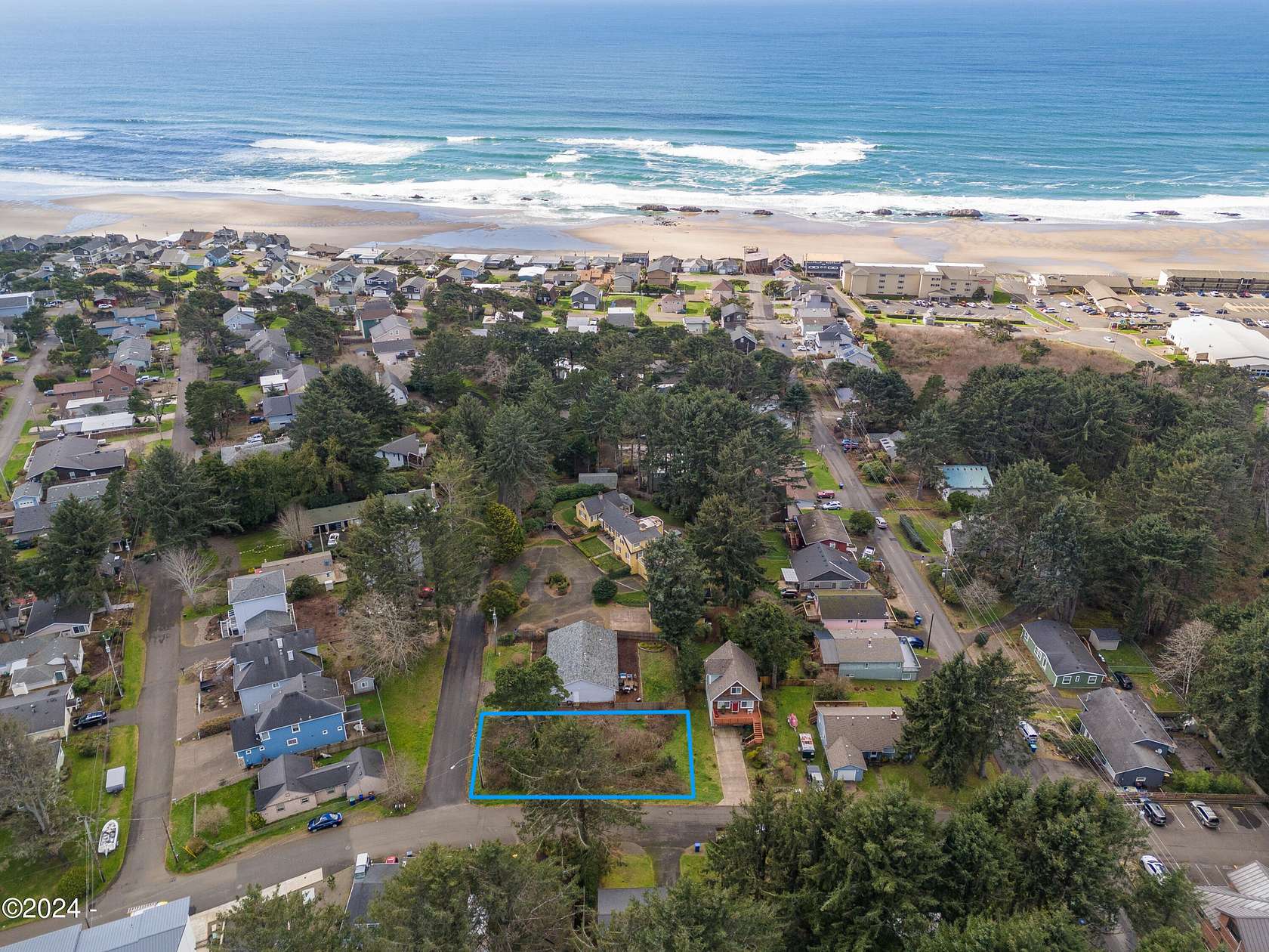 0.14 Acres of Residential Land for Sale in Lincoln City, Oregon