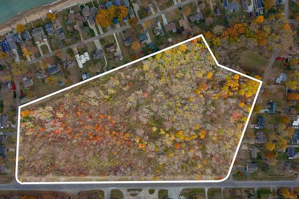 21 Acres of Recreational & Residential Land for Sale in Fort Gratiot, Michigan