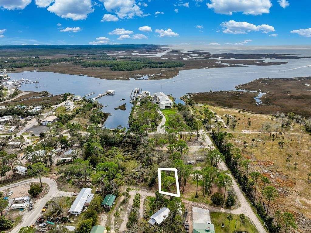 0.14 Acres of Land for Sale in Steinhatchee, Florida