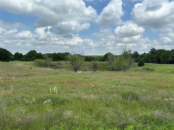 5 Acres of Residential Land for Sale in Nocona, Texas