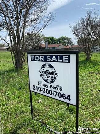 1 Acre of Residential Land for Sale in China Grove, Texas
