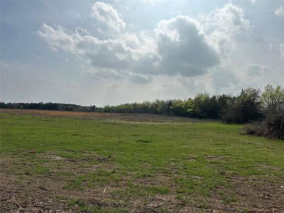3.7 Acres of Land for Sale in Mexia, Texas