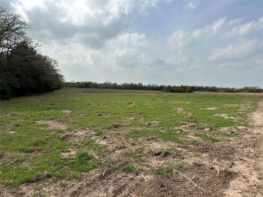 3.2 Acres of Land for Sale in Mexia, Texas