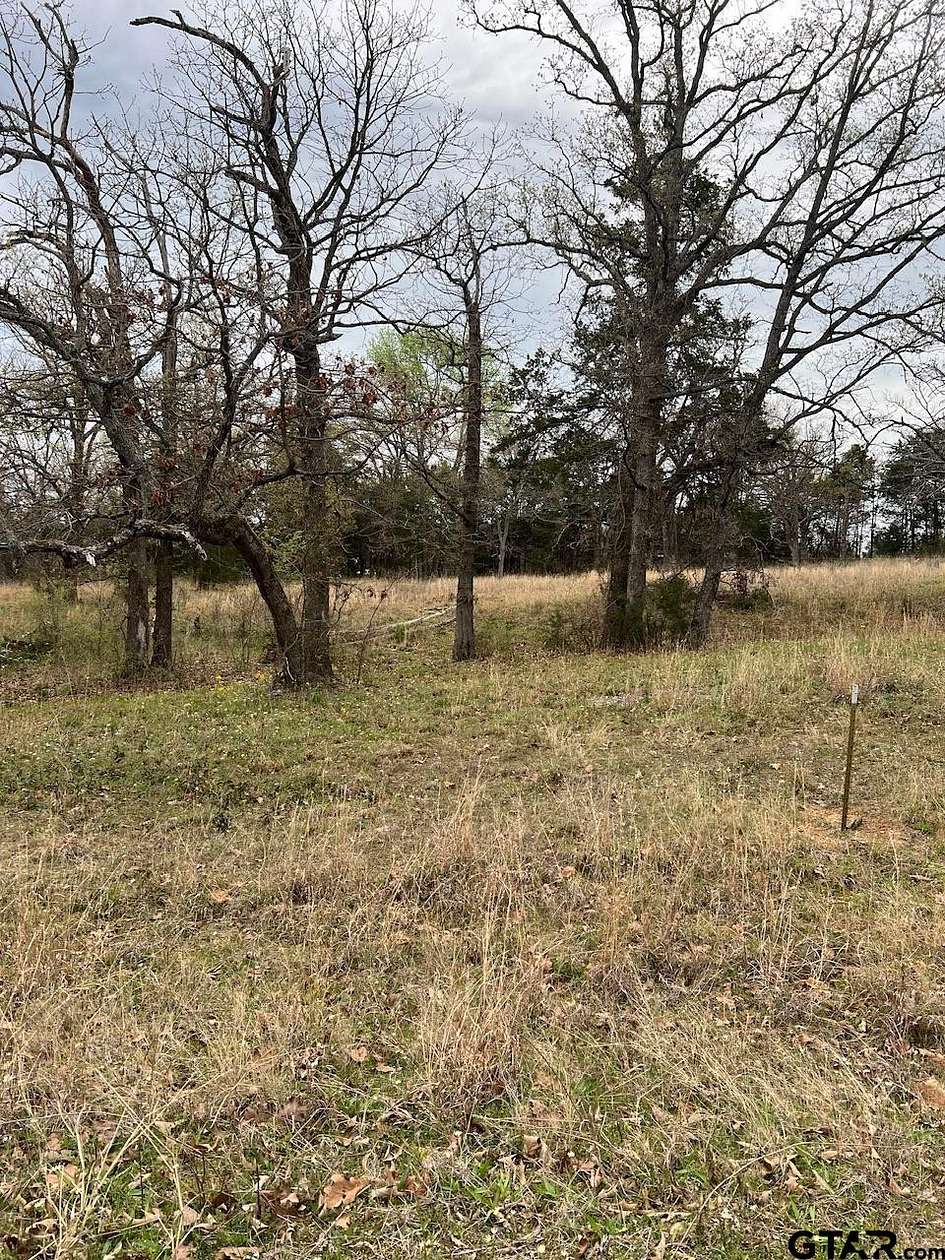 1 Acre of Residential Land for Sale in Lindale, Texas
