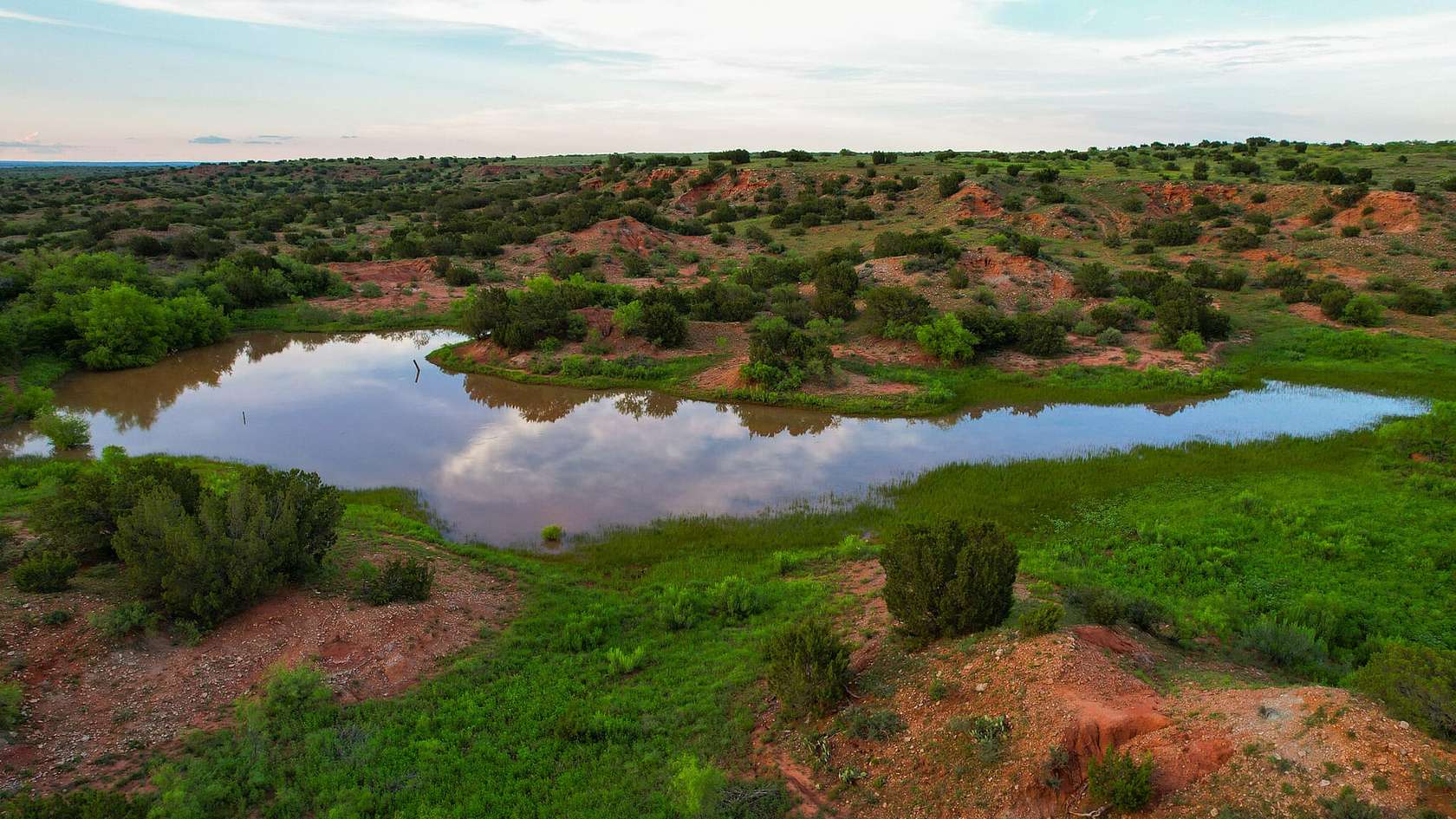 2,132 Acres of Land with Home for Sale in Childress, Texas