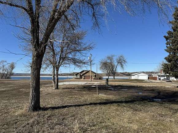 0.33 Acres of Residential Land for Sale in Chamberlain, South Dakota