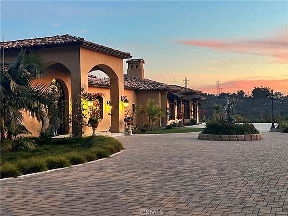 2.23 Acres of Residential Land with Home for Sale in Rancho Santa Fe, California