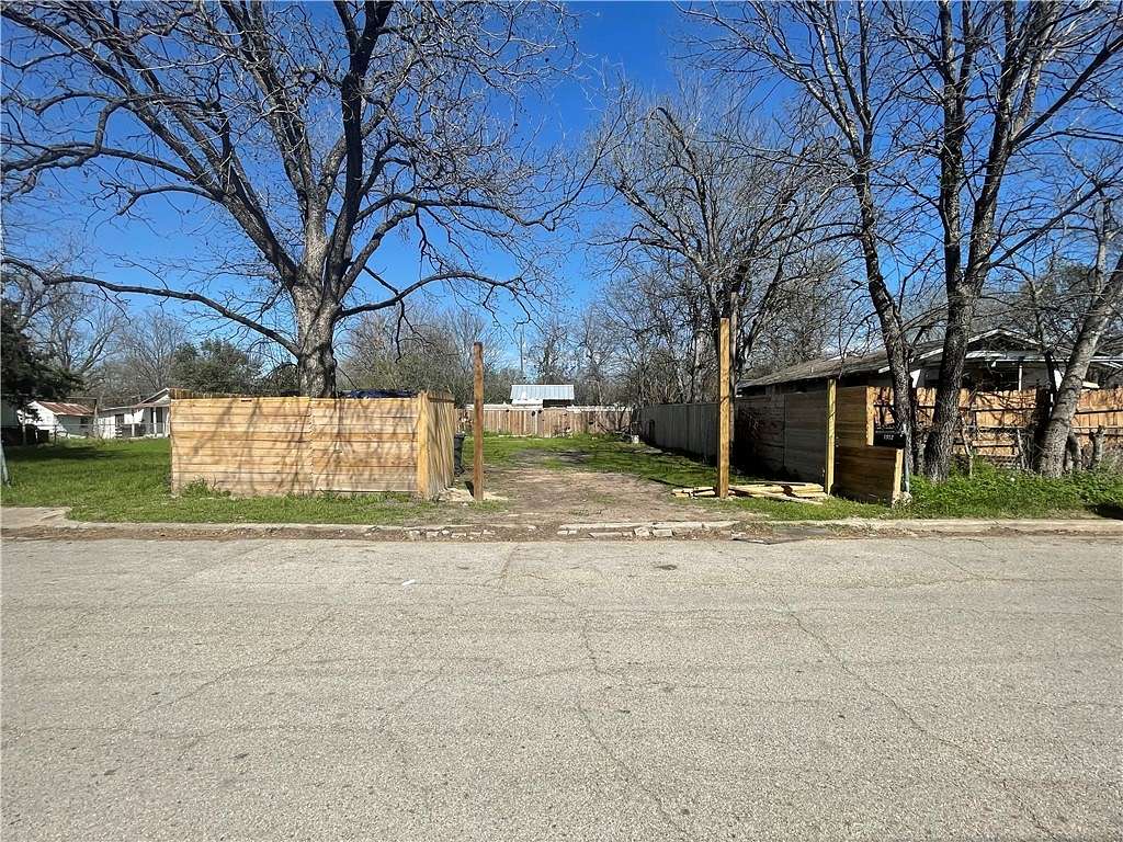 0.075 Acres of Residential Land for Sale in Waco, Texas