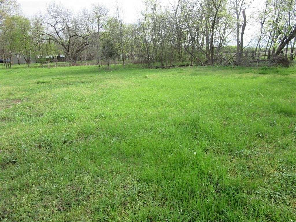 0.26 Acres of Residential Land for Sale in Kerens, Texas