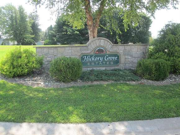 6.9 Acres of Residential Land for Sale in Jerseyville, Illinois