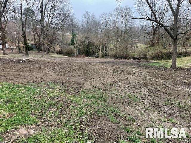 Residential Land for Sale in Carlinville, Illinois