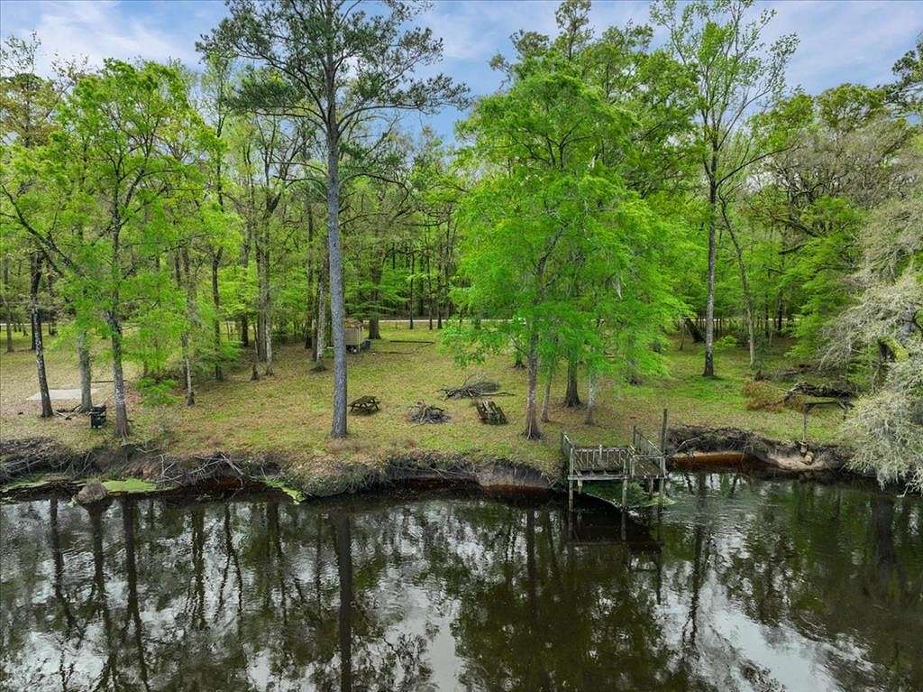 0.7 Acres of Residential Land for Sale in Bell, Florida