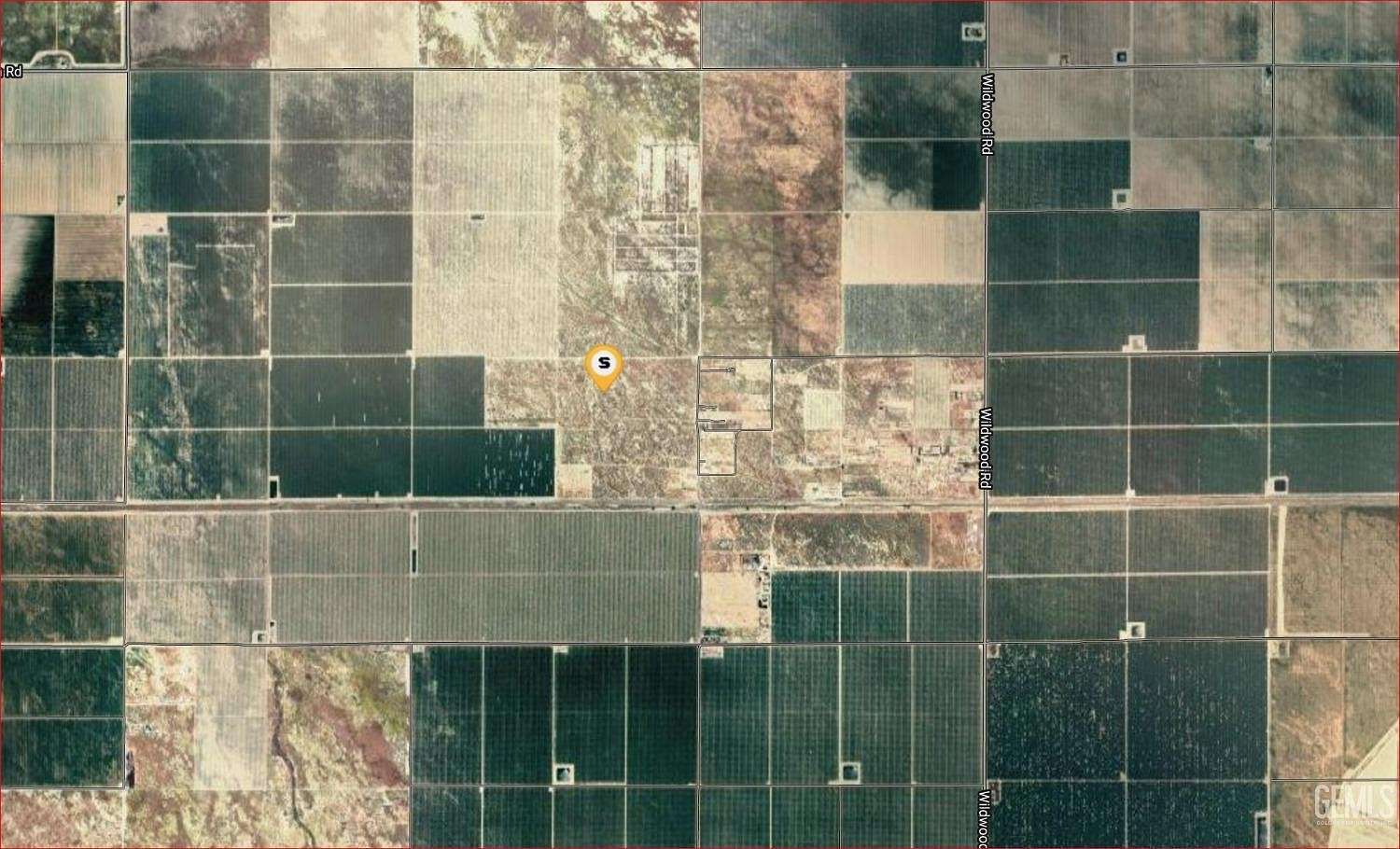 10 Acres of Land for Sale in Wasco, California