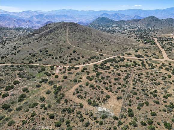 4.7 Acres of Land for Sale in Acton, California