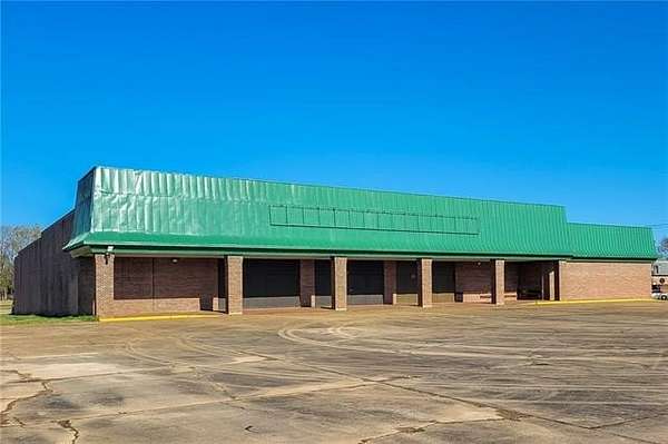 8.53 Acres of Improved Commercial Land for Sale in Alexandria, Louisiana