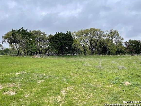 1.01 Acres of Residential Land for Sale in New Braunfels, Texas