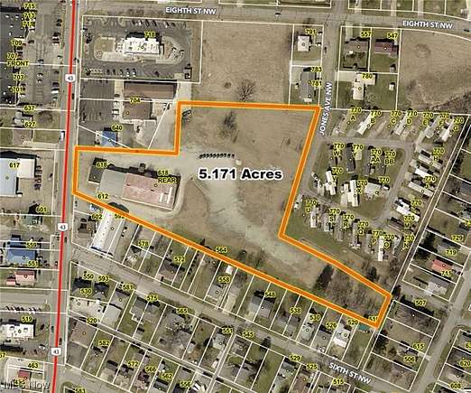 5.2 Acres of Improved Commercial Land for Sale in Carrollton, Ohio