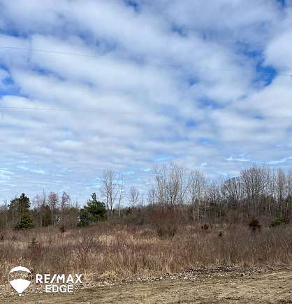 5 Acres of Residential Land for Sale in Birch Run, Michigan