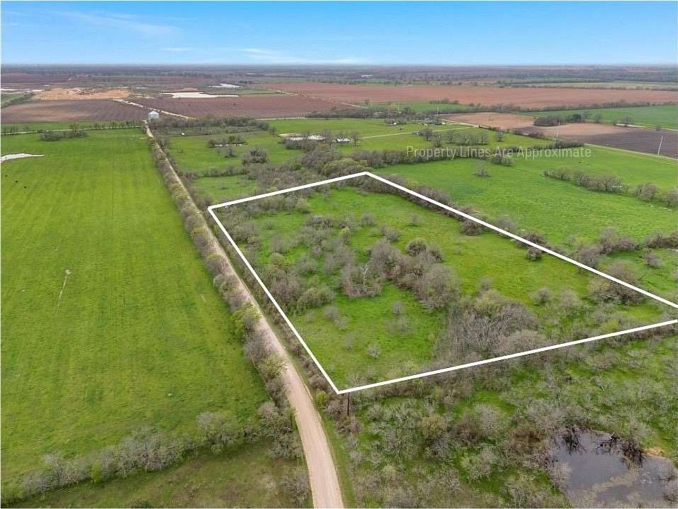 4.6 Acres of Residential Land for Sale in Marlin, Texas