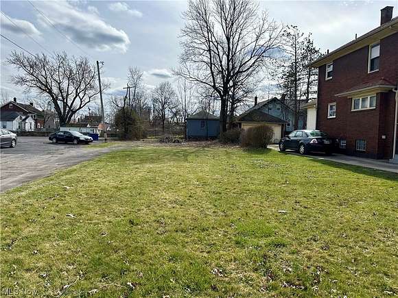 0.17 Acres of Commercial Land for Sale in Youngstown, Ohio