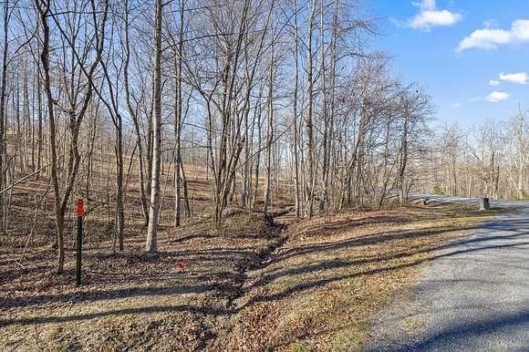 5.3 Acres of Recreational Land for Sale in Dunlap, Tennessee