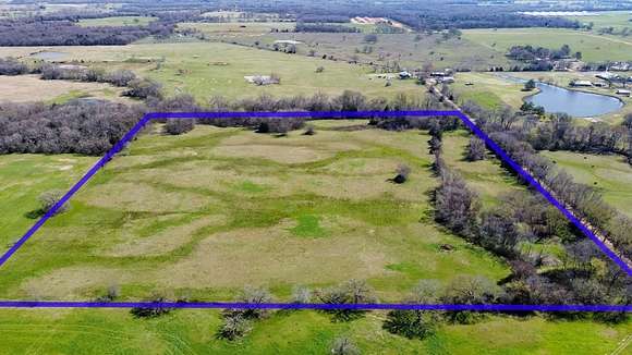 25 Acres of Recreational Land & Farm for Sale in Pickton, Texas