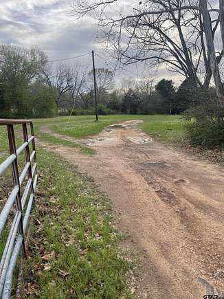 3 Acres of Land for Sale in Mineola, Texas
