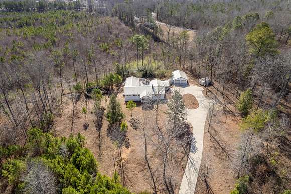 4.3 Acres of Residential Land with Home for Sale in Jasper, Alabama