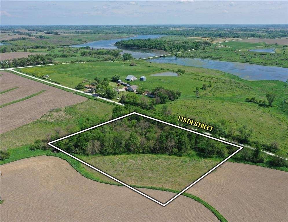 5 Acres of Residential Land for Sale in Van Meter, Iowa