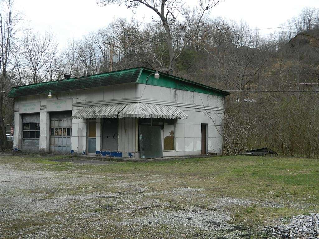 1.3 Acres of Commercial Land for Sale in Pikeville, Kentucky